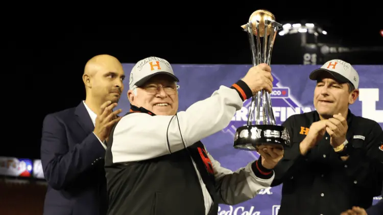 Enrique Mazón ganó nueve títulos de la Liga Mexicana del Pacífico. (ESPECIAL/EXPRESO)