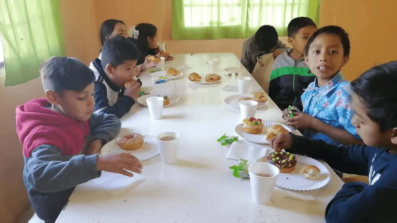 Fundación Don Juan Navarrete y Guerrero sirvió más de mil desayunos en enero