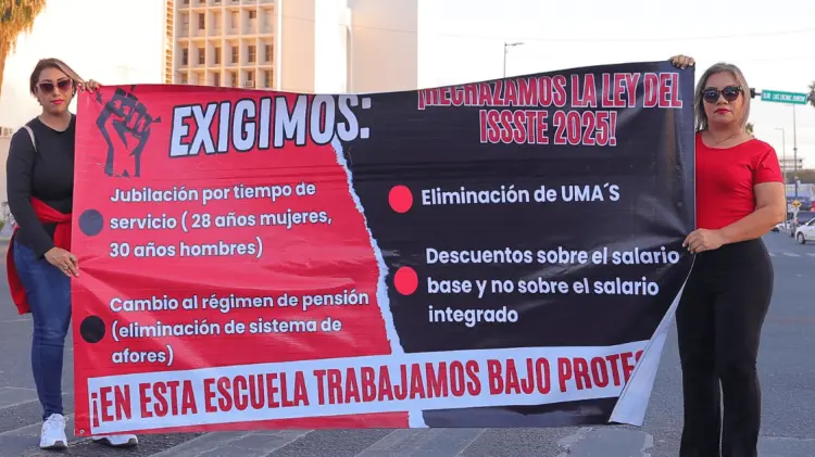 Ley del Issste 2025, manifestación de maestros en Hermosillo en febrero. (Foto: Archivo / EXPRESO)