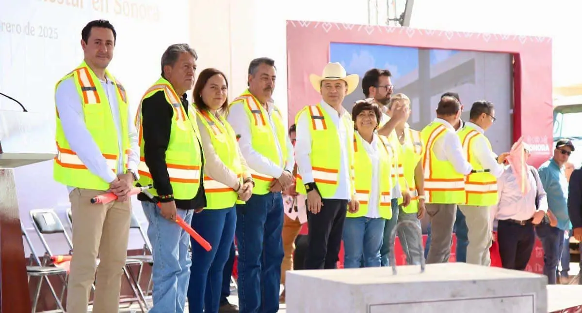 Colocan primera piedra del Programa de Vivienda para el Bienestar en Sonora