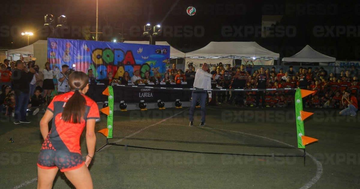 Gran inauguración de la XXII Copa Jaguares de Colegio Larrea