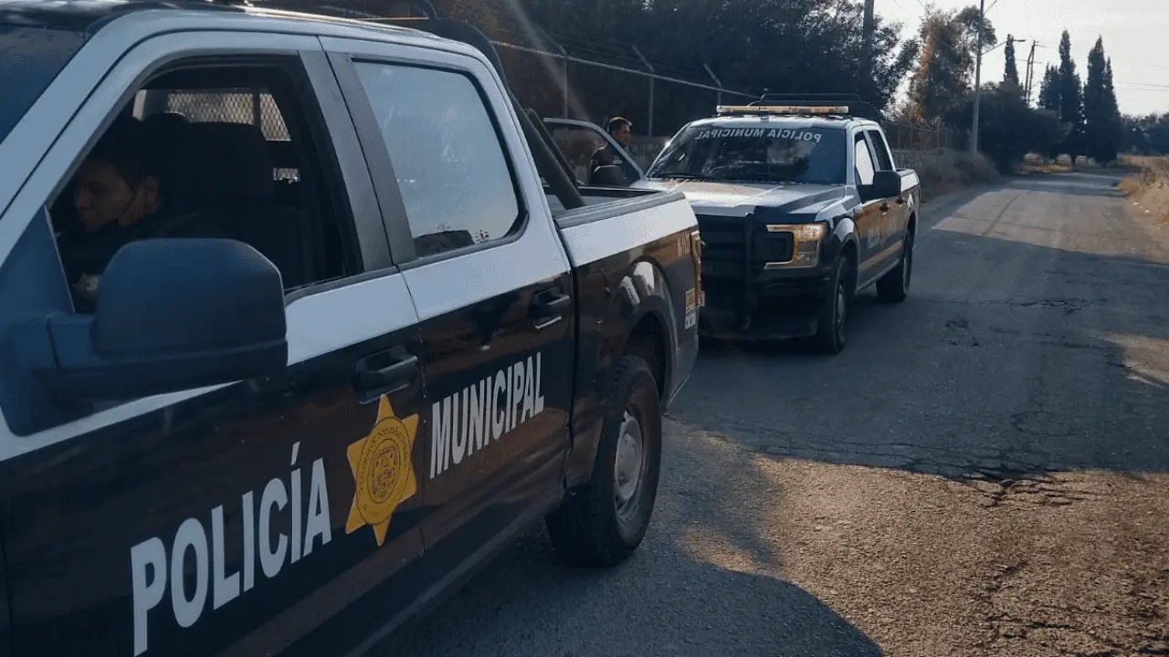 Joven asesina a su madre y le dispara a su hermano; es detenida