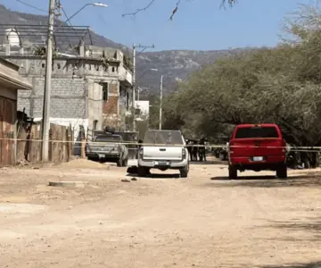 Grupo armado irrumpe en centro de rehabilitación; asesinan a dos internos