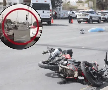 Motociclista cruzó la vialidad con semáforo en rojo en fatal accidente