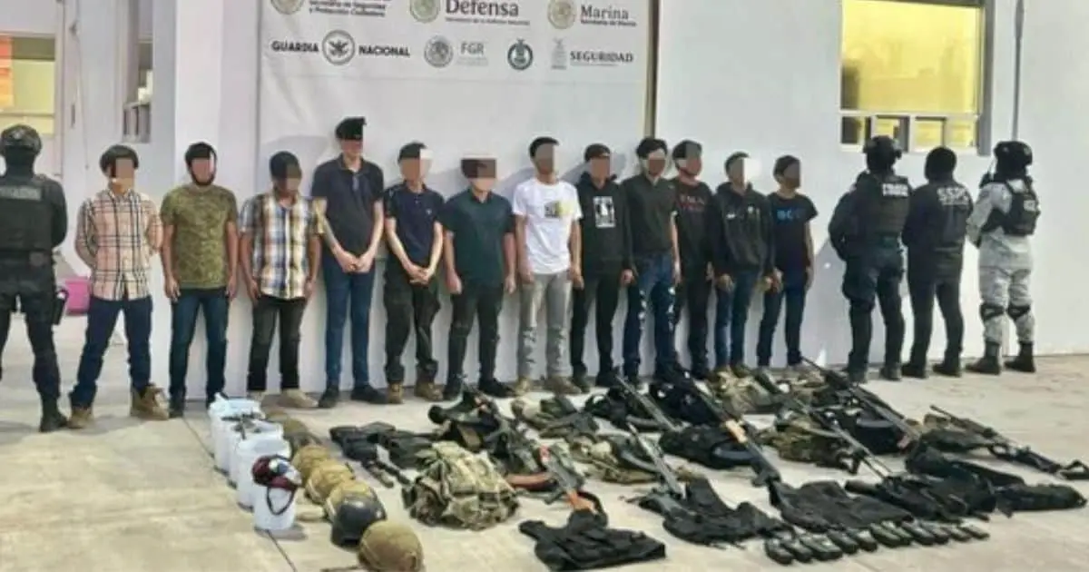 Capturan a 16 hombres con armas de alto poder en Culiacán