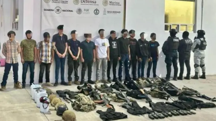 En los operativos también fueron aseguradas 21 armas de fuego. (Foto: Especial)