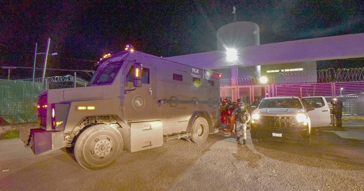 Exfuncionarios de Silvano Aureoles trasladados a reclusorio oriente