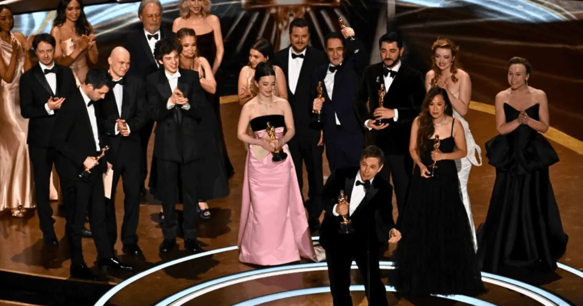 Anora arrasa en los Oscar 2025 con cinco estatuillas