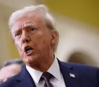 Trump impone arancel de 35% a productos de Canadá desde el 1 de agosto