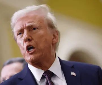 Trump impone arancel de 35% a productos de Canadá desde el 1 de agosto