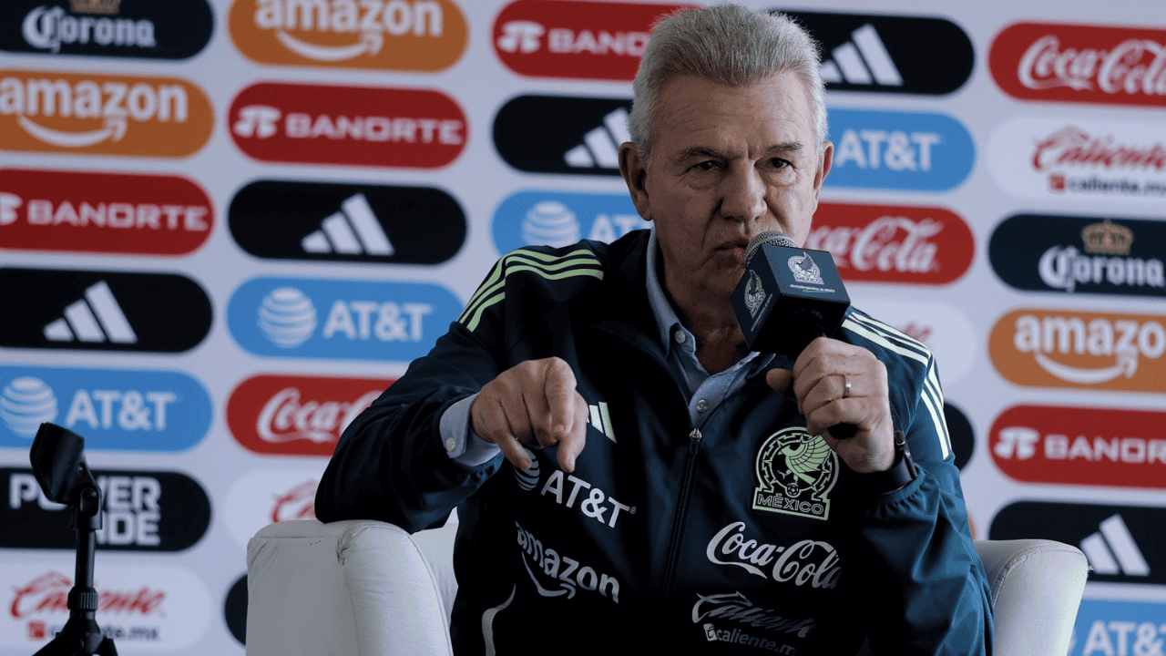 El Vasco trabaja con solo 11 de los convocados a la Selección Mexicana