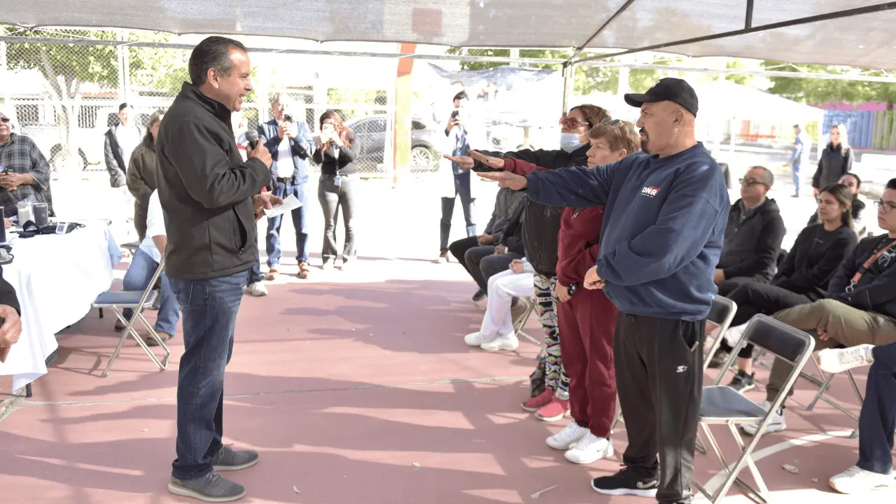 Beneficia alcalde a vecinos de la Cuauhtémoc con jornada de salud y descacharre