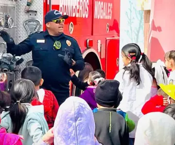 Bomberos de Nogales imparten pláticas de prevención en jardines de niños