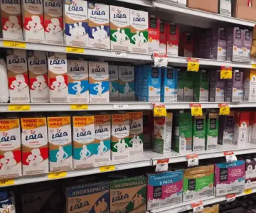 Leche más barata del país se vende en Hermosillo