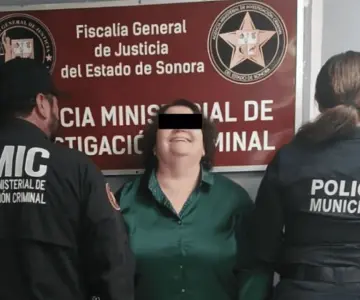Capturan a conductora responsable de accidente donde murió un motociclista