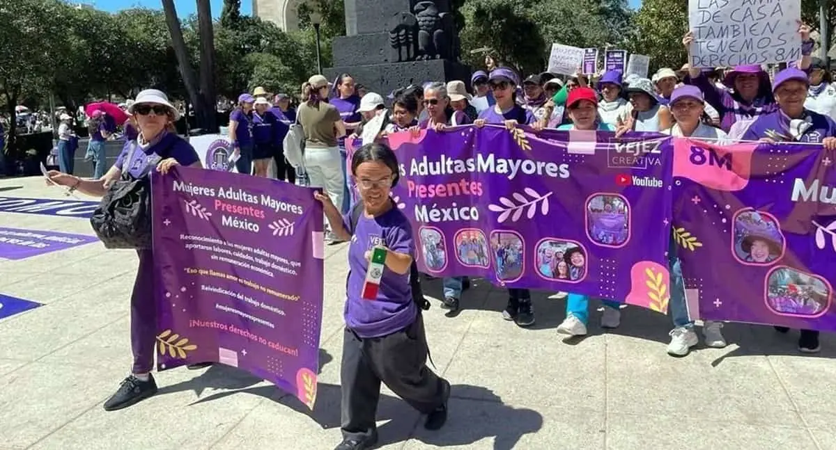 Inician movilizaciones del 8M en la CDMX con marchas y concentraciones