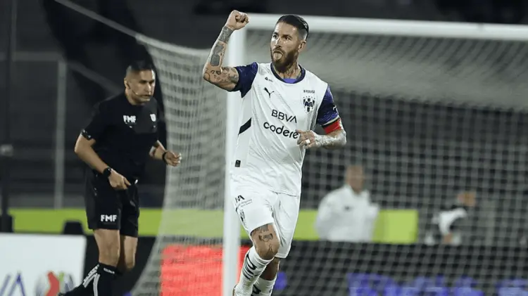 Sergio Ramos abrió el marcador de CU entre Rayados y Cruz Azul. (Foto: Agencia Reforma)