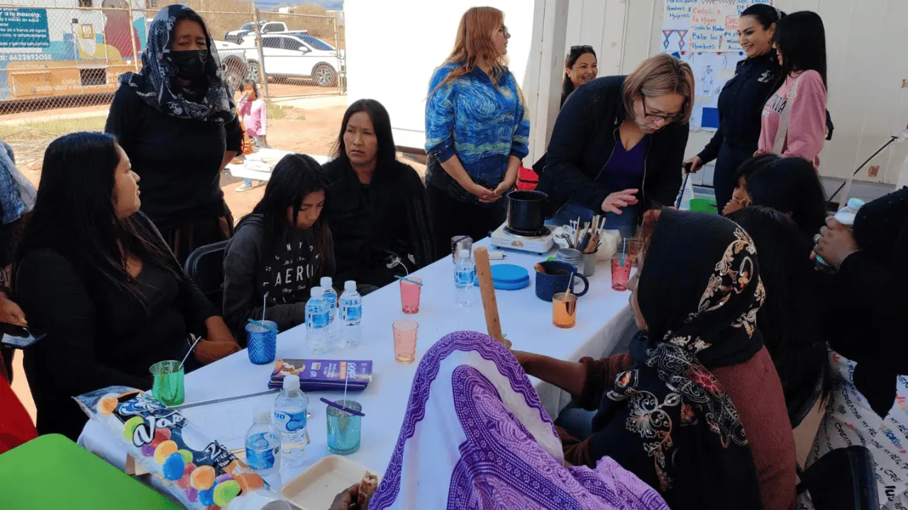 Llevan la Primera Jornada Comunitaria de la Mujer a Punta Chueca