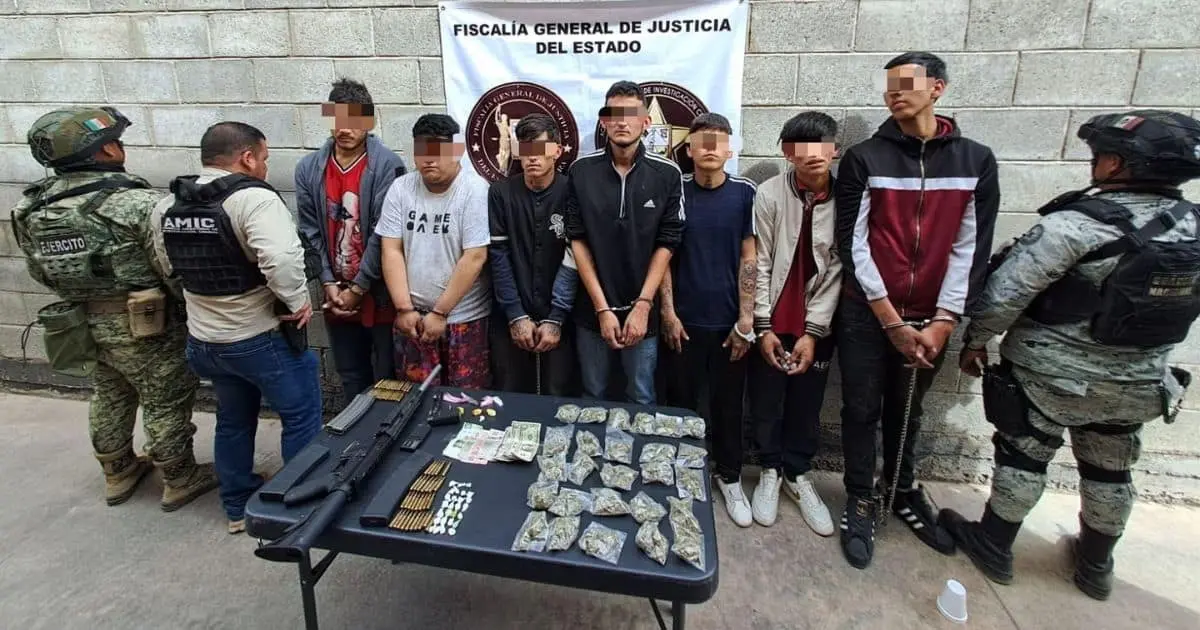 Detienen a 7 personas con armas y droga tras cateo en Villa del Real
