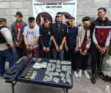 Detienen a 7 personas con armas y droga tras cateo en Villa del Real