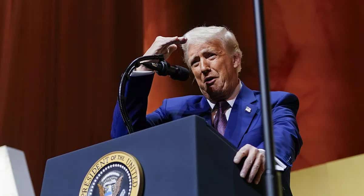 Trump evita pronunciarse sobre posible recesión tras impacto de aranceles