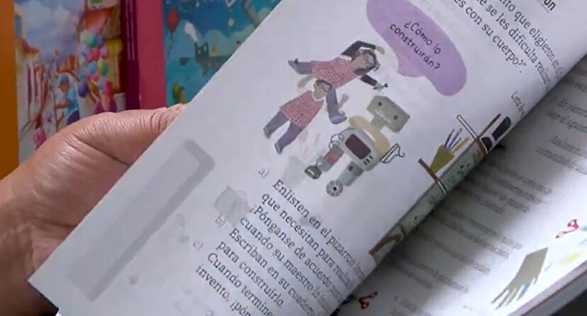Mandan a revisar libros de texto  de la SEP
