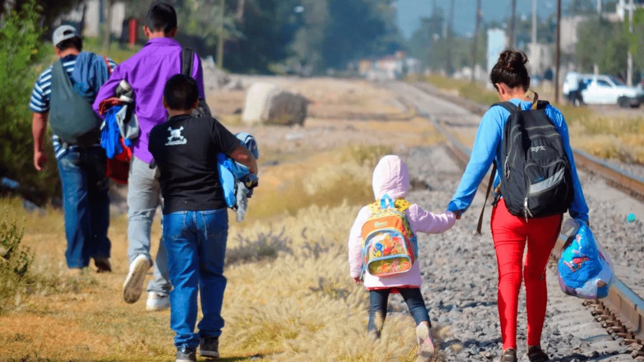 Trump invocará una ley de tiempos de guerra para expulsar a migrantes
