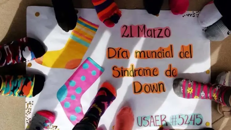 Nogales supera meta en venta de calcetas para el Día del Síndrome de Down
