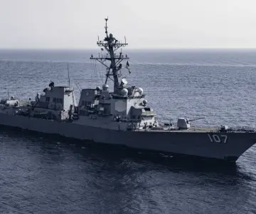 Buque de guerra de EU vigila que no entre droga por el Golfo de México