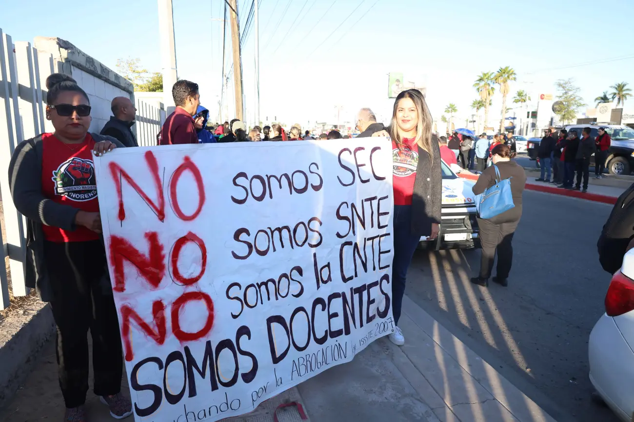 Maestros se movilizan contra Ley del Issste