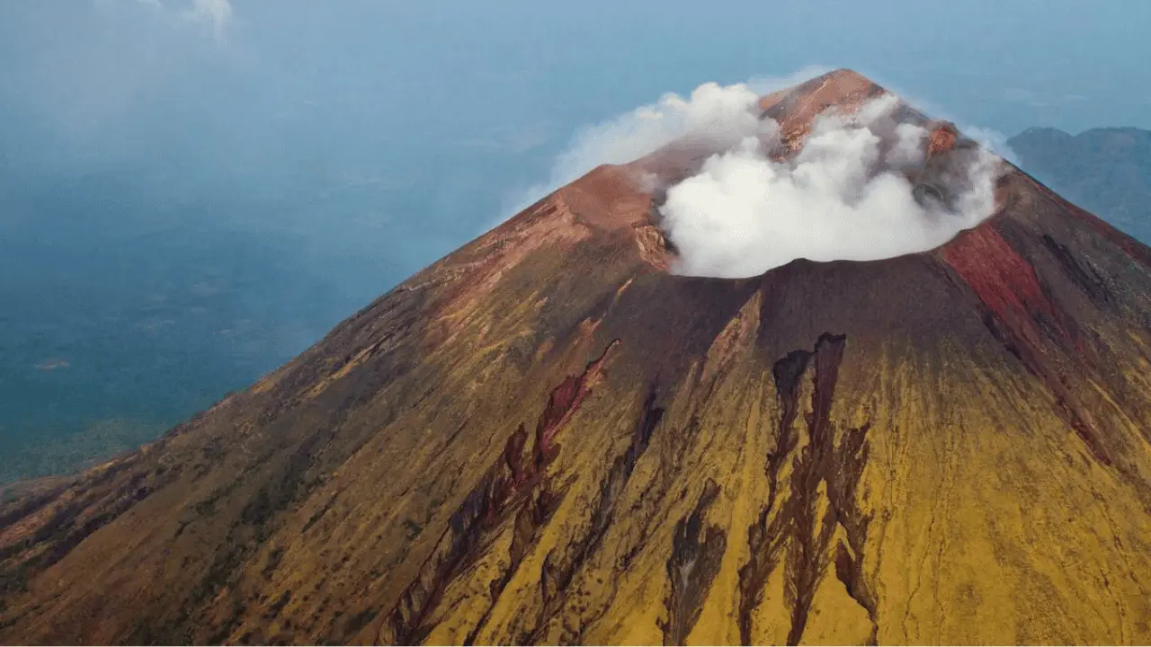 Estos son los mejores volcanes de América para el senderismo y el turismo