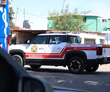 Auxilian a persona que cayó y se fracturó