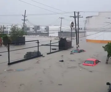 Lluvias en Tamaulipas dejan un persona muerta y fuertes daños en comercios