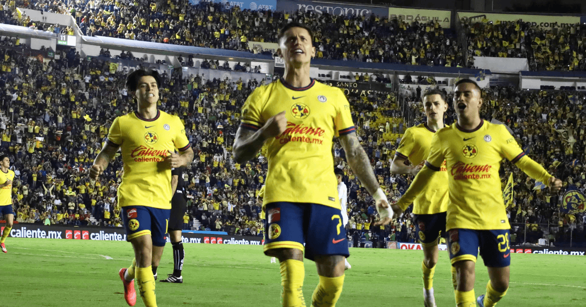 América golea 3-0 a Tigres y sigue líder del Clausura 2025