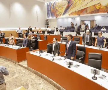 Impulsan reformas de tránsito, educación, derechos infantiles y transparencia