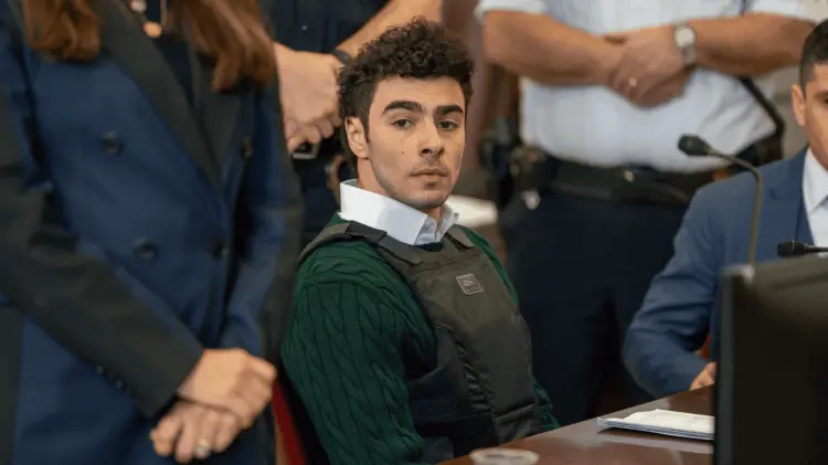 Luigi Mangione se declaró inocente del cargo estatal. (Foto: Especial/EXPRESO)