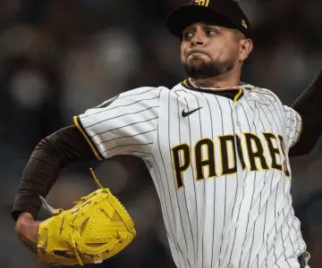 Pitcher sonorense Omar Cruz cumple el sueño de su vida