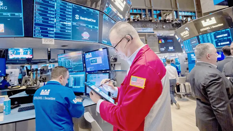 El anuncio de aranceles de China provocó la caída de los mercados bursátiles. (Foto: Especial/EXP)