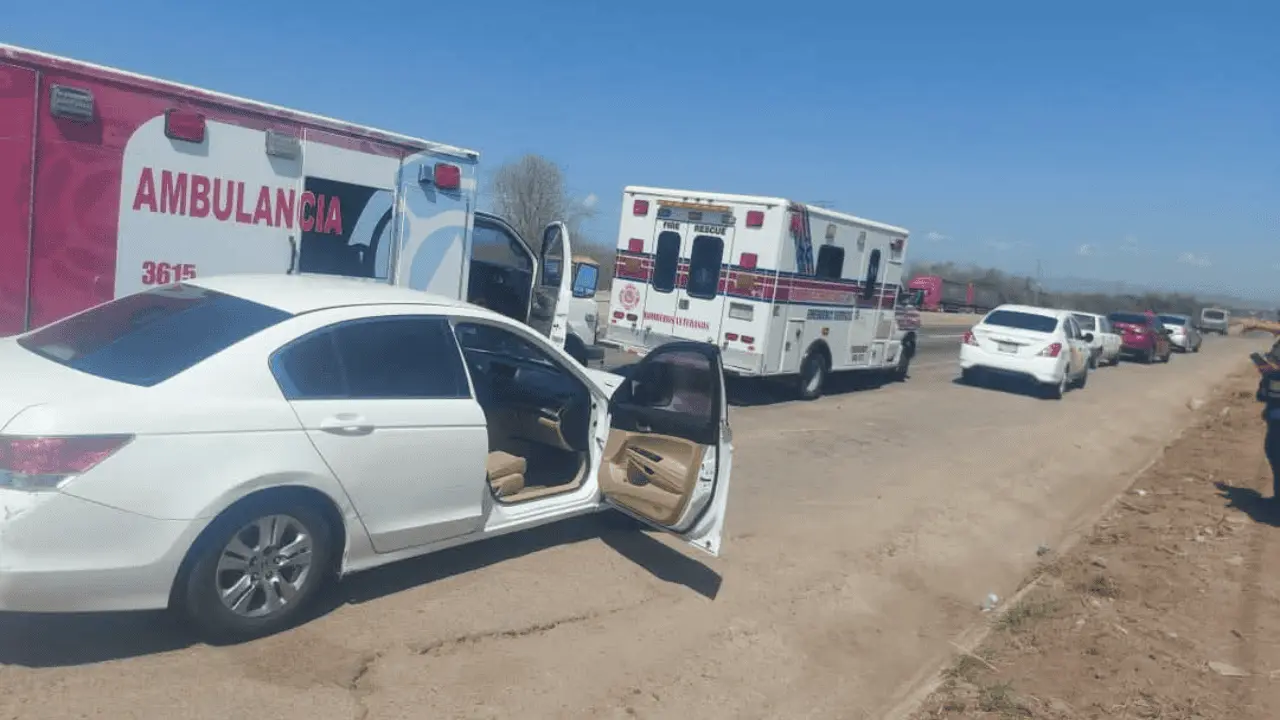 Muere mujer tras recibir bala perdida en persecución en Mazatlán