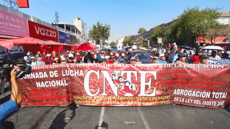 La CNTE anunció que se organizan con sindicatos y organizaciones sociales. (REFORMA)