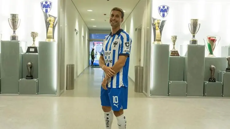 Sergio Canales habló sobre incidente con Martín Demichelis. (Foto: Especial / EXPRESO)