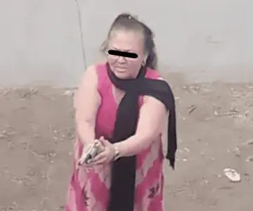 Inicia audiencia de Carlota N por doble homicidio en Chalco