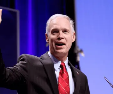 Ratifican a Ron Johnson como embajador de Estados Unidos en México