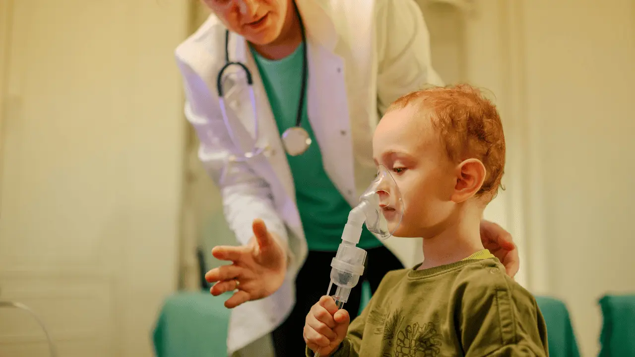 Emite autoridad sanitaria segunda alerta por aumento de casos de tos ferina