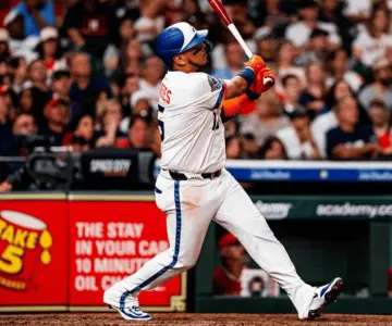 Isaac Paredes conecta cuadrangular por segundo juego consecutivo