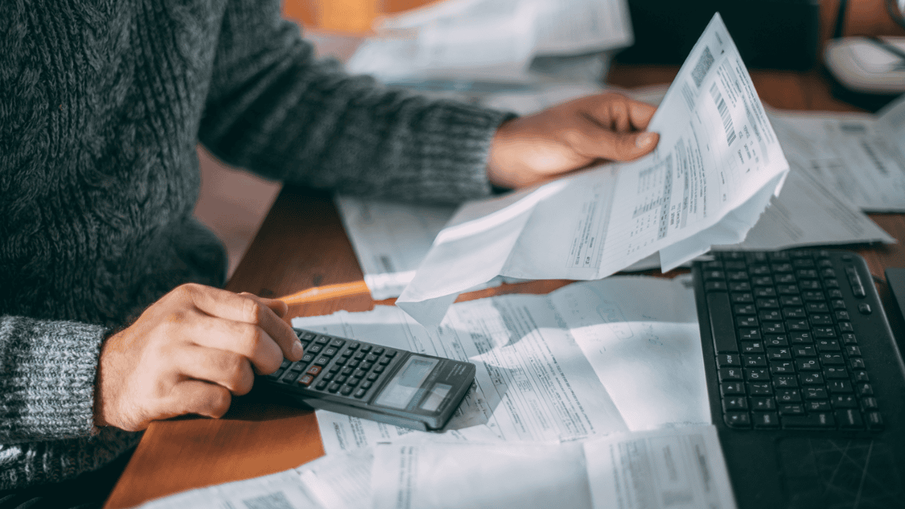 Estos son los contribuyentes que deben presentar declaración anual ante SAT