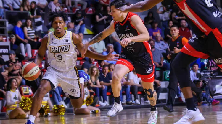 Rayos ganó el primer duelo disputado este martes 15 de abril. (Foto: Cristian Ruiz)