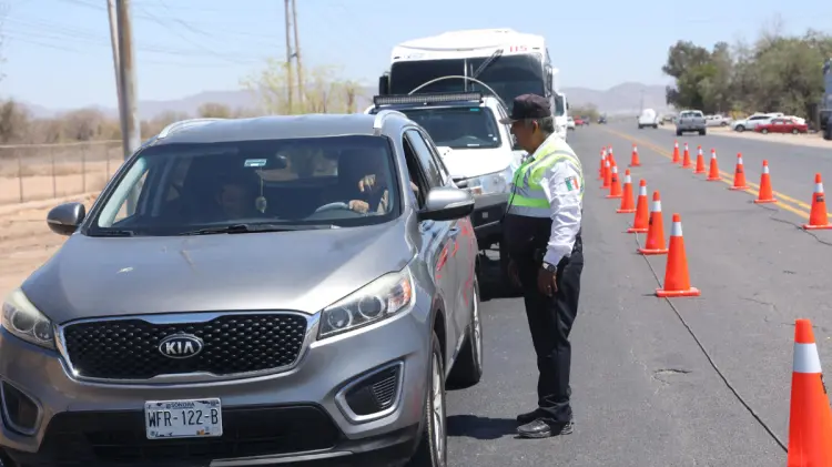 Se han establecido operativos en distintas vialidades. (Foto: Jesús Ballesteros / EXPRESO)