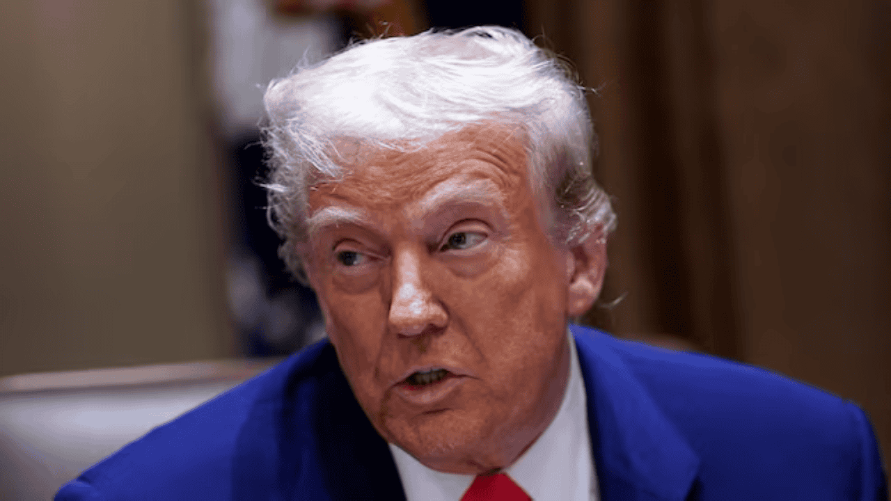 México y Canadá viven de nosotros, acusa Donald Trump