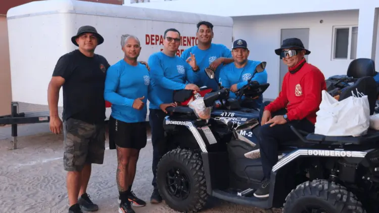 Escuadrón de Rescate Acuático del Departamento de Bomberos de Hermosillo. (J. Ballesteros/EXPRESO)